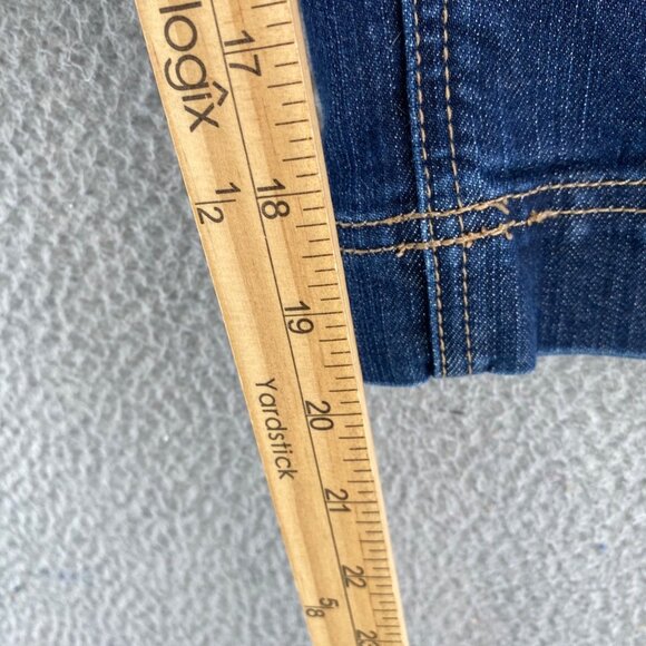 Chicos Jeans Womens 1 US 8 Blue Dark Wash Platinum Denim Ultimate Fit Capri Crop - Picture 9 of 12